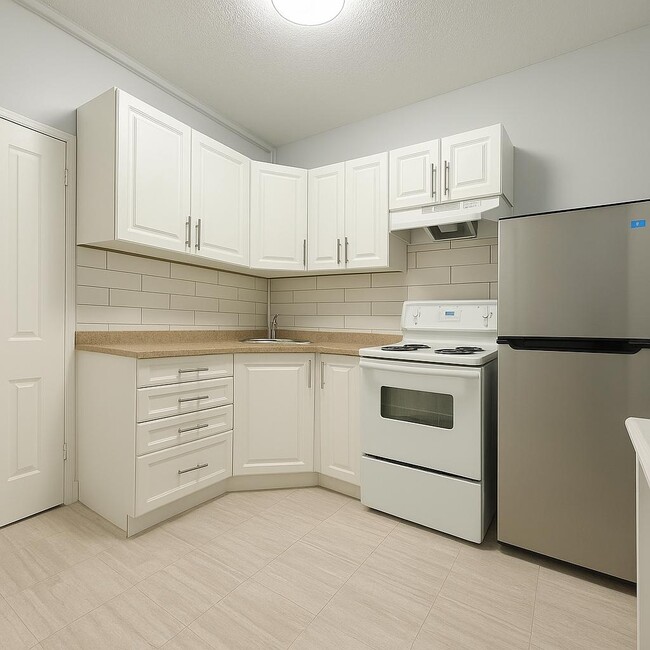 Building Photo - 33 Ontario St