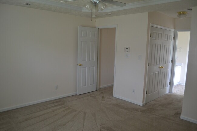 Foto del edificio - Beautiful 4 Bedroom Home in Hope Mills