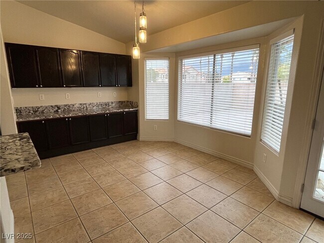 Foto del edificio - 1855 Double Delight Ave