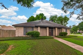 Building Photo - 12835 Woodlite Ln