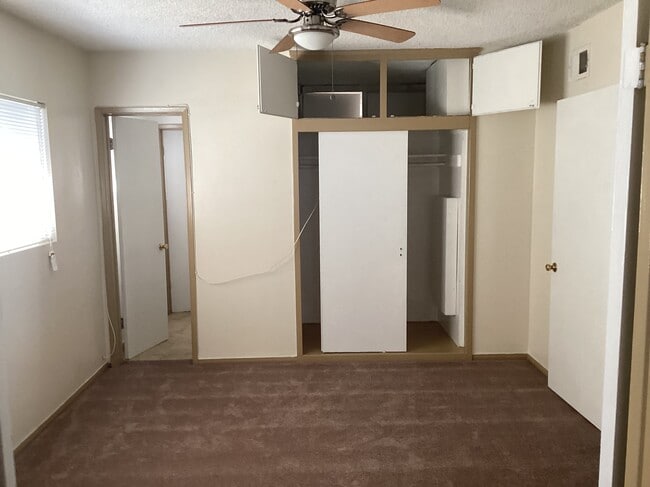 Building Photo - 138 N Vecino Dr