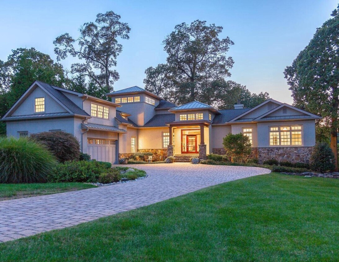 Foto principal - 1848 Milvale Rd