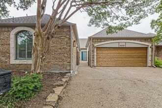 Building Photo - 6030 Steamboat Dr