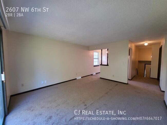 Foto del edificio - 2607 NW 6th St