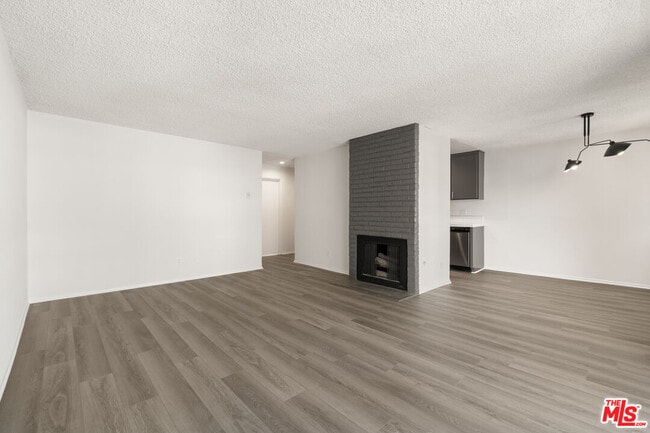 Building Photo - 1457 Butler Ave