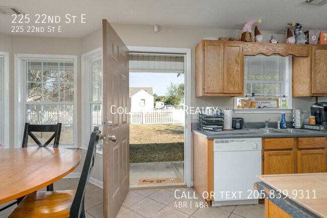 Foto del edificio - 225 22nd E St