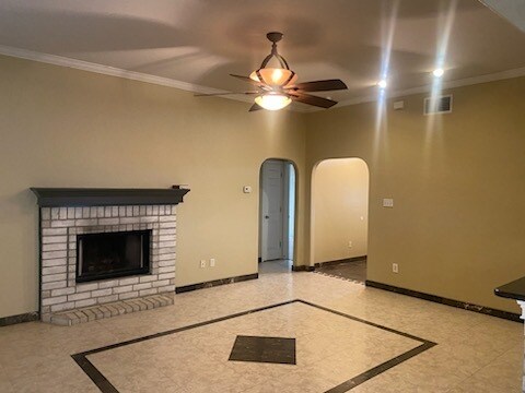 Building Photo - 730 St Maria Dr