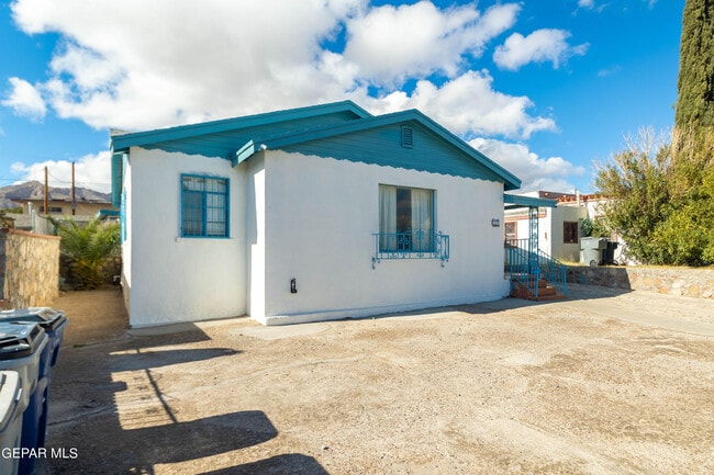 Foto del edificio - 4505 Pershing Dr