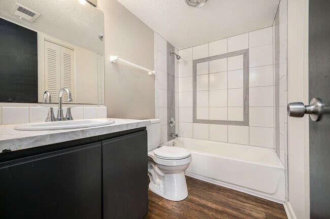 Foto del edificio - Blue Springs Apartments 2bed/1bath
