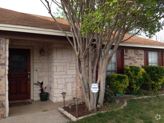 Building Photo - 6425 Kary Lynn Dr N