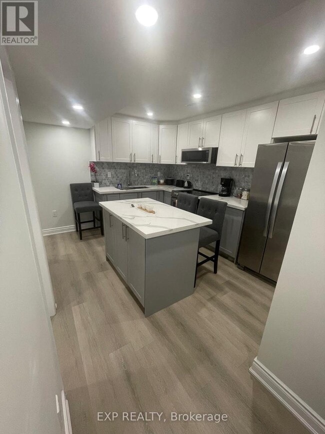 Photo du bâtiment - 138 Aylesbury Dr