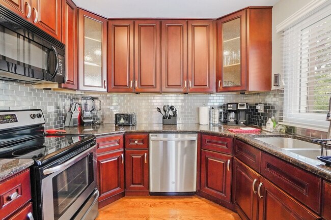 Foto del edificio - 238 Carter Ct