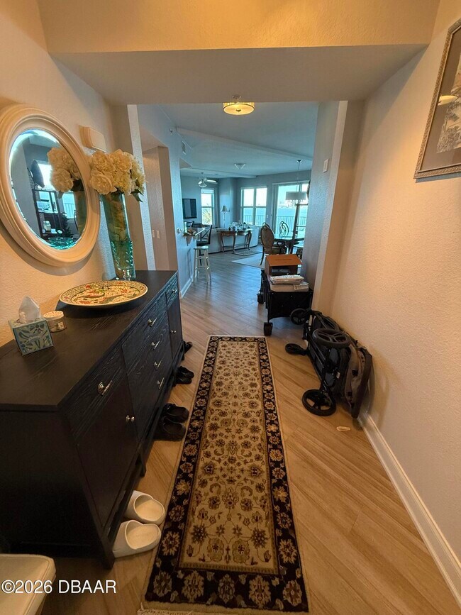 Foto del edificio - 2801 S Ridgewood Ave
