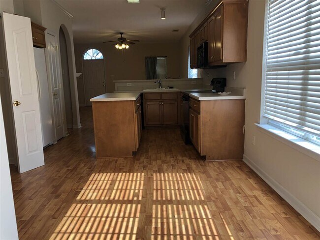 Foto del edificio - 6839 Seaside Dr