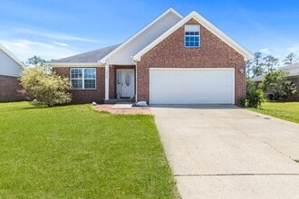 Building Photo - 14797 Nassau Dr