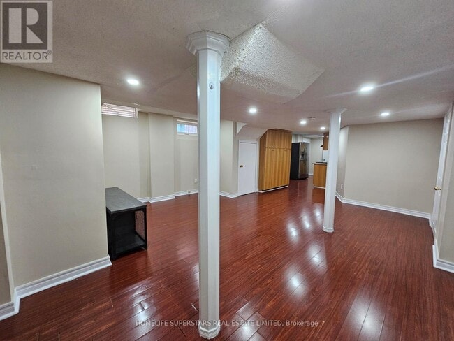 Building Photo - 38 Zia Dodda Crescent