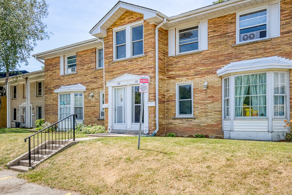 Primary Photo - UPDATED TWO BEDROOM TOWNHOME IN NORTHEAST ...