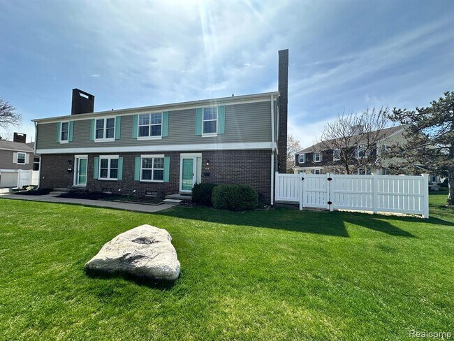 Foto del edificio - 41729 Broquet Dr