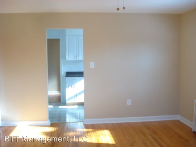 Building Photo - 8203 Garland Ave