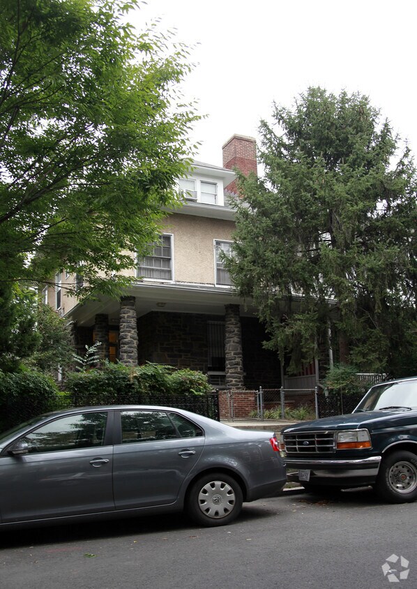 Primary Photo - 1713 Lamont St NW