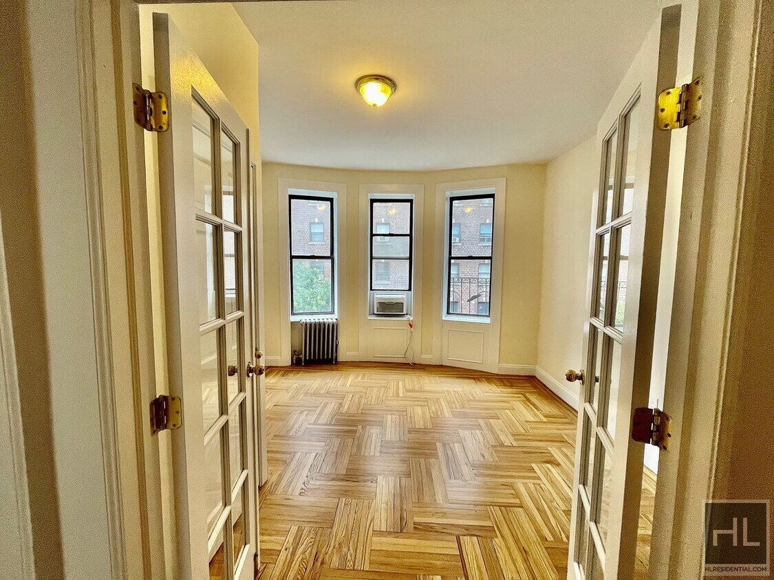 Primary Photo - East 12th Street