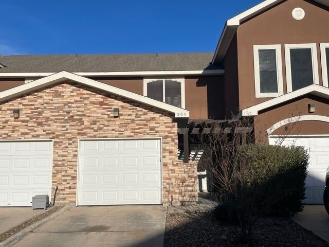 Foto principal - 2619 San Isidro Pkwy