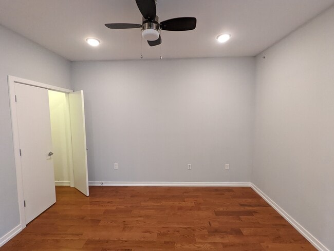 Building Photo - 411 N 41st St