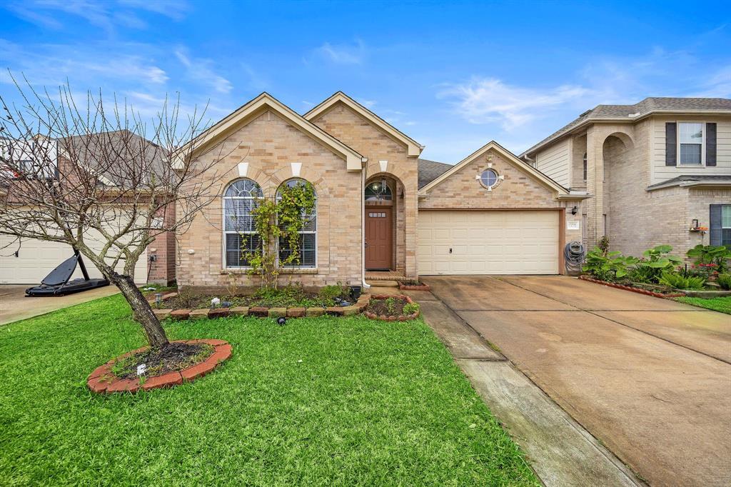 Primary Photo - 13211 Boxwood Terrace Dr