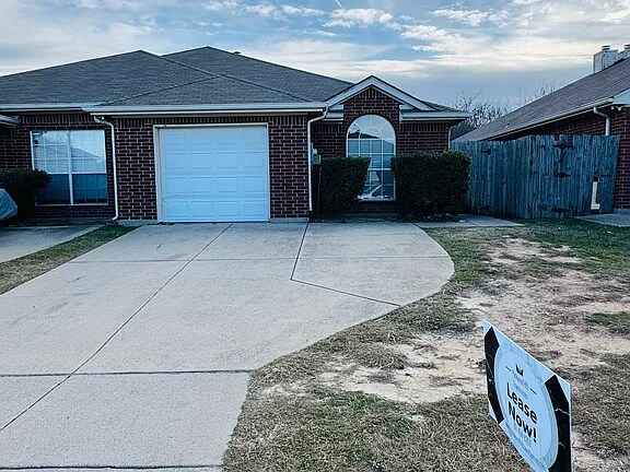 Foto del edificio - 5728 Swords Dr