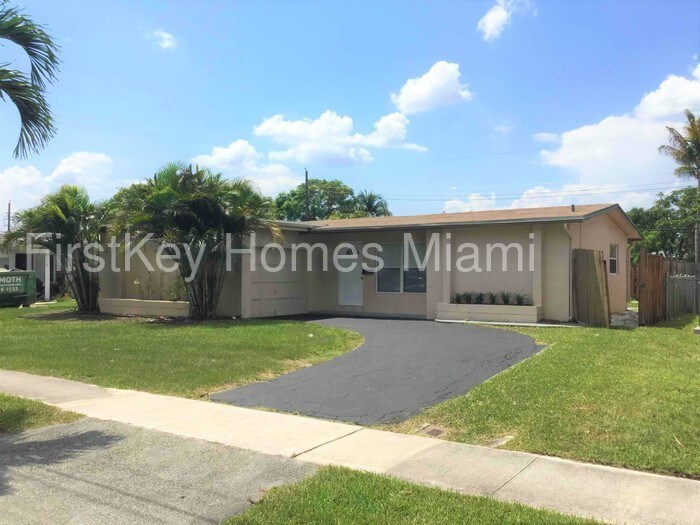 Foto principal - 6800 Sunset Strip