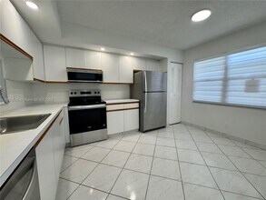 Building Photo - 1151 SW 128th Terrace