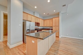 Building Photo - 2906 Leeland St