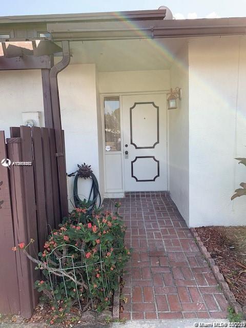 Foto del edificio - 6944 SW 40th Ct