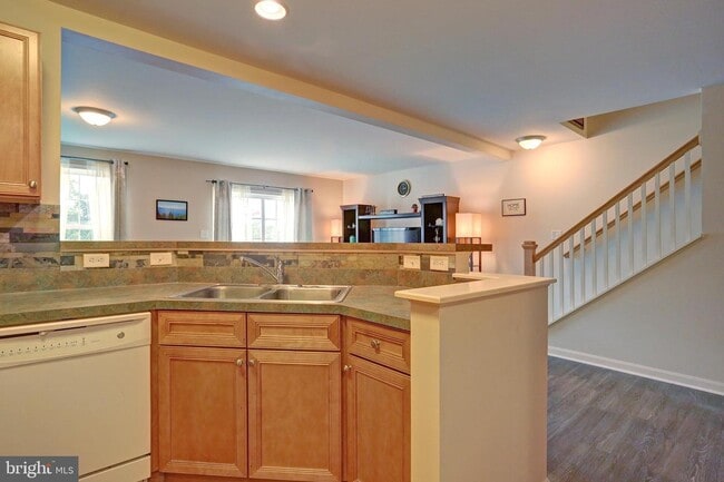 Building Photo - 117 Bungalow Rd