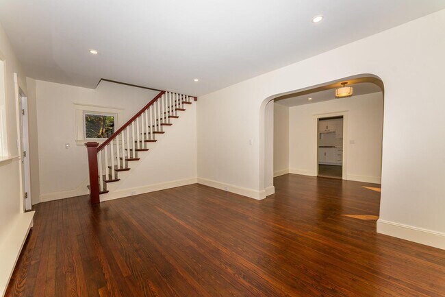 Foto del edificio - 48 Grove St