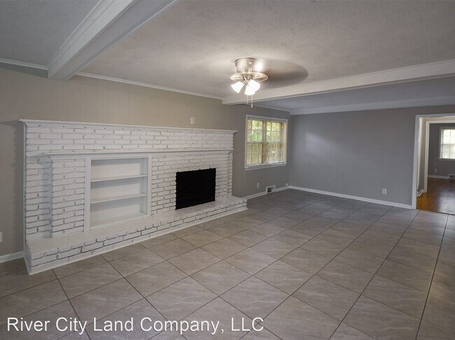 Building Photo - 4 br, 2 bath House - 2977 Egan Drive