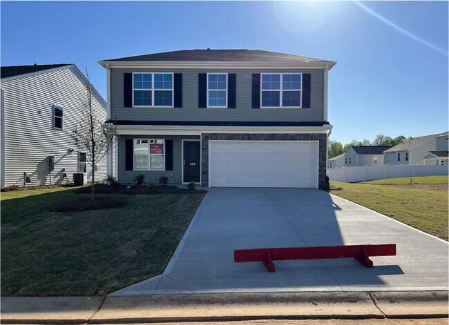 Foto del edificio - Modern Greenville Living - Spacious Home Available Now!