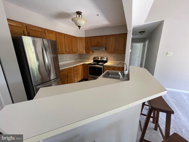Building Photo - 708 Remington Ct