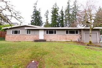 Building Photo - 2429 159th Ave SE