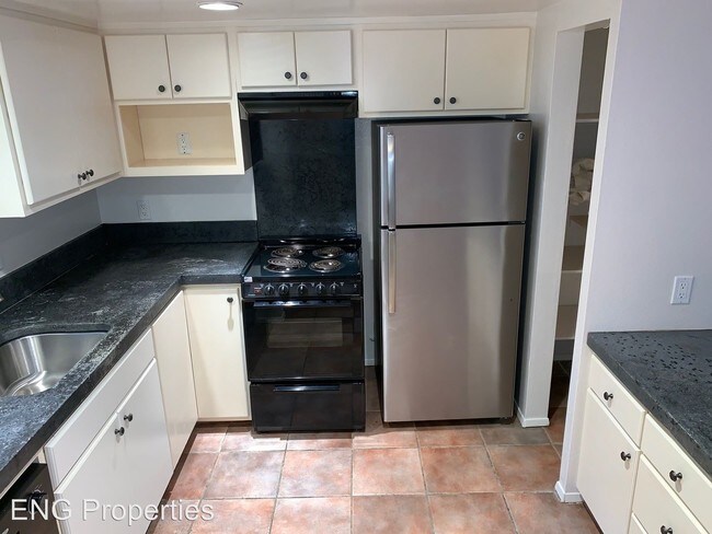 Building Photo - 1 br, 1 bath House - 3922 Voltaire Street