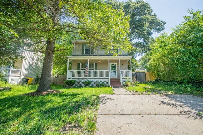 Building Photo - Amazing 3 BR/2.5 BA Single-Family Home in ...