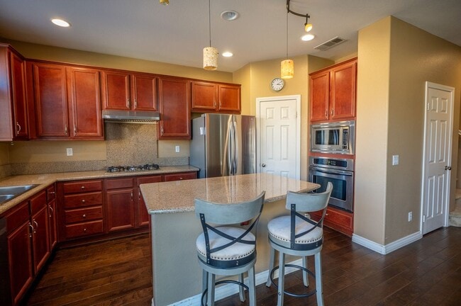 Foto del edificio - 13208 Firestone Dr