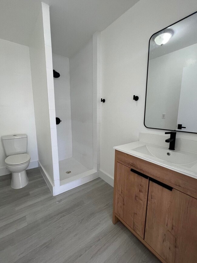 Building Photo - 320 Blue Heron Blvd