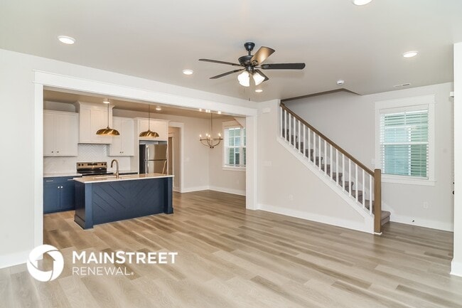 Building Photo - 228 Sounder Cir