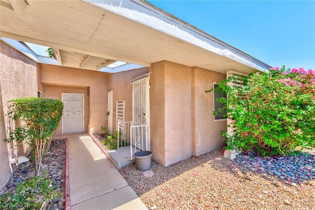 Building Photo - 1824 Saylor Way