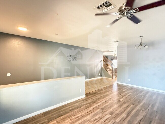 Foto del edificio - 2858 W Mineral Butte Dr