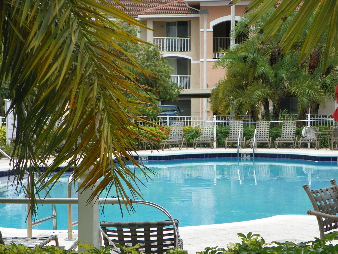 6370 Emerald Dunes Dr, West Palm Beach, FL 33411 Townhouse for Rent