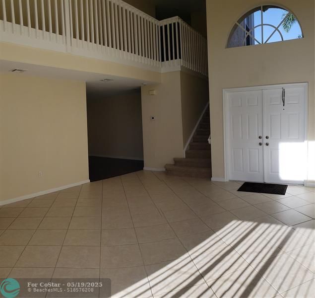 Building Photo - 2802 SW 165th Ave