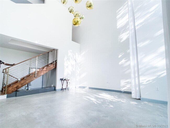 Foto del edificio - 163 N Shore Dr 163-5 Miami Beach Fl 33141