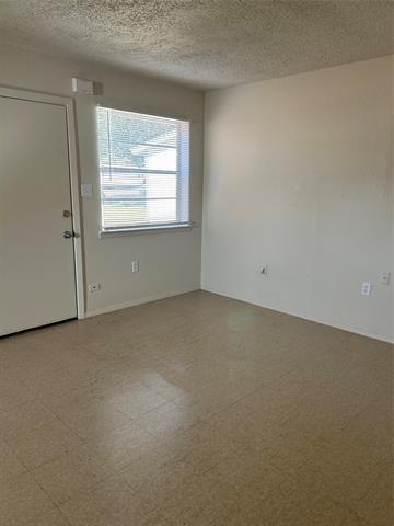 Foto del edificio - 1528 Coral Cut Off